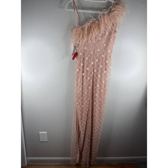 Mac Duggal 68139 Floral Sequin Ostrich Feather One-Shoulder Sheath Gown Size 4 - Picture 6 of 8